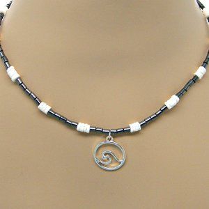 Black Glass White Puka Shells Wave Pendant Necklace 18" 7088-41